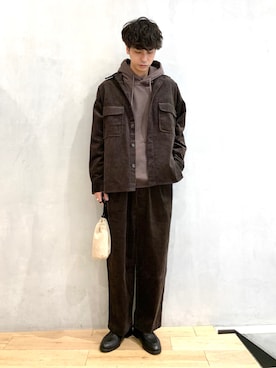 「巾着バッグ」｜「アイテム（その他アウター）」を使った、akiiiiさん（メンズ・181cm）の冬コーディネート