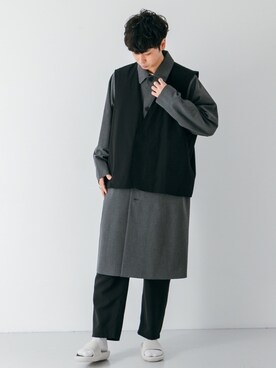 「リバーシブル」｜「アイテム（ステンカラーコート）」を使った、akiiiiさん（メンズ・181cm）の冬コーディネート