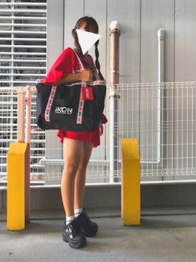 「WC（ダブル シー）のアイテム（シューズ）」を使った、シユンさん（レディース・158cm）の秋コーディネート