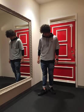 オダテシンヤさんのコーディネート