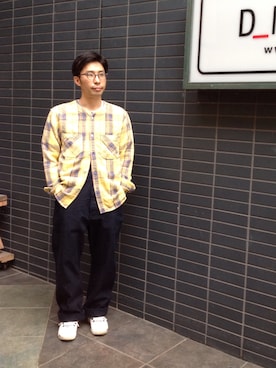 「OMNIGOD（オムニゴッド）のアイテム（サロペット/オーバーオール）」を使った、D_MALL 京都さん（メンズ・165cm）の秋コーディネート