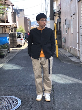 「OMNIGOD（オムニゴッド）のアイテム（パンツ）」を使った、D_MALL 京都さん（メンズ・165cm）の秋コーディネート