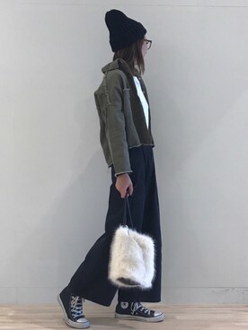 「バックデザイン」｜「アイテム（ジャケット/アウター）」を使った、ayaさん（レディース・161cm）の冬コーディネート