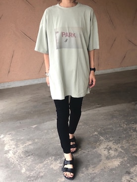 「アイテム（バングル/リストバンド）」を使った、ayaさん（レディース・161cm）の夏コーディネート