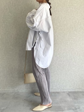 「copine（コピン）のアイテム（シャツ/ブラウス）」を使った、ayaさん（レディース・161cm）の春コーディネート