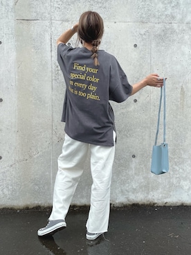 「バックプリント」｜「アイテム（デニムパンツ）」を使った、ayaさん（レディース・161cm）の夏コーディネート