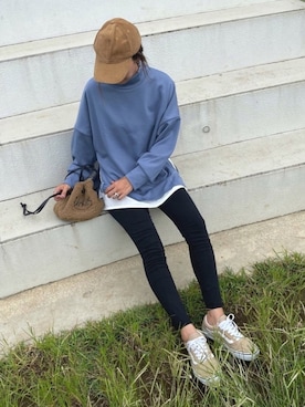 「くすみカラー」｜「アイテム（キャップ）」を使った、ayaさん（レディース・161cm）の秋コーディネート