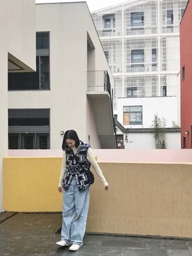 「Snow Peak（スノーピーク）のアイテム（ベスト、ブルー系）」を使った、QueenCさん（レディース・177cm）の秋コーディネート