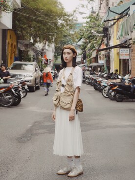 「MountainFeverのアイテム（ベスト、ベージュ系）」を使った、QueenCさん（レディース・177cm）の春コーディネート