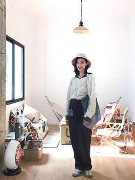 「VINTAGE（ヴィンテージ）のアイテム（トップス、ホワイト系）」を使った、QueenCさん（レディース・177cm）の春コーディネート