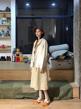 「VINTAGE（ヴィンテージ）のアイテム（ジャケット/アウター、イエロー系）」を使った、QueenCさん（レディース・177cm）の春コーディネート