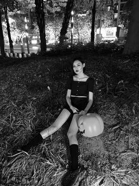 「KEEN（キーン）のアイテム（スニーカー、ブラック系）」を使った、QueenCさん（レディース・177cm）の秋コーディネート