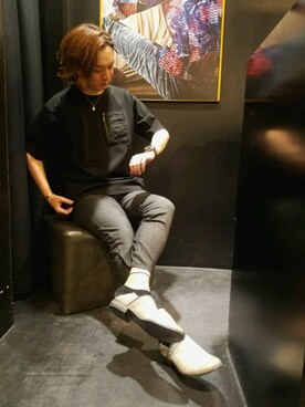 「アイテム（ドレスシューズ、グレー系）」を使った、Fujiさん（メンズ・178cm）の夏コーディネート