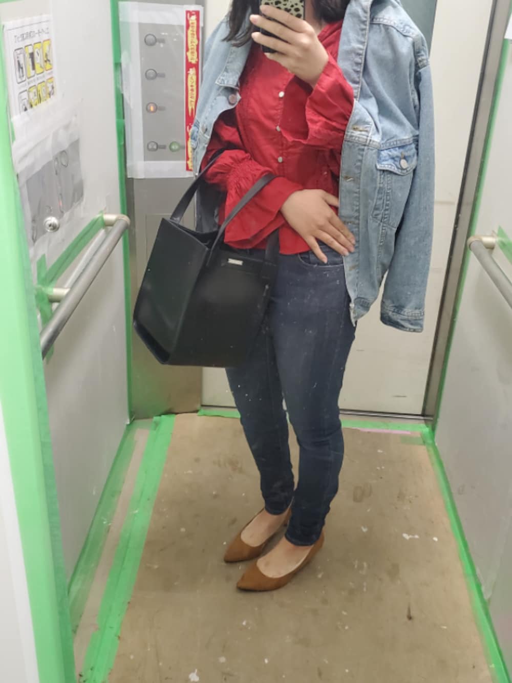 「MYRDALのアイテム（デニムジャケット、ブルー系）」を使った、ちぱさん（レディース・160cm）の秋コーディネートの1枚目の写真