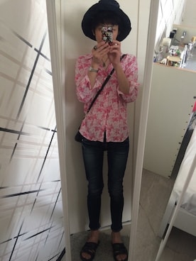 「5351 POUR LES HOMMES（ゴーサンゴーイチプールオム）のアイテム（サンダル）」を使った、藤枝蘭丸さん（メンズ・175cm）の春コーディネート