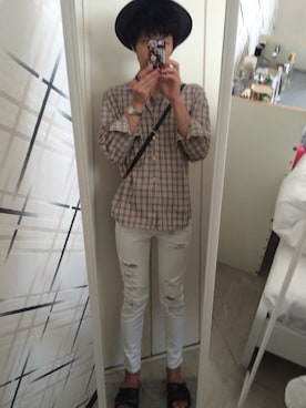 「5351 POUR LES HOMMES（ゴーサンゴーイチプールオム）のアイテム（サンダル）」を使った、藤枝蘭丸さん（メンズ・175cm）の夏コーディネート