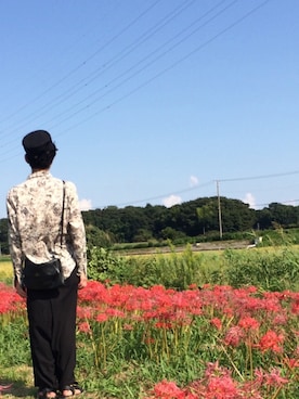 「CABANE de ZUCCa（カバンドズッカ）のアイテム（サンダル）」を使った、藤枝蘭丸さん（メンズ・175cm）の秋コーディネート