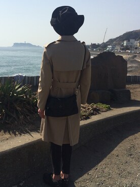 「MOUSSY（マウジー）のアイテム（トレンチコート）」を使った、藤枝蘭丸さん（メンズ・175cm）の春コーディネート