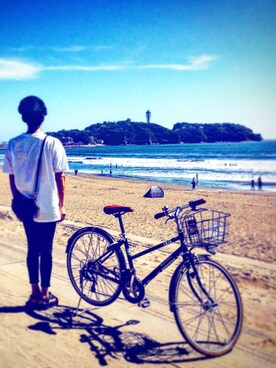 「Teva（テバ）のTeva / プラットフォーム ユニバーサル（サンダル）」を使った、藤枝蘭丸さん（メンズ・175cm）の夏コーディネート