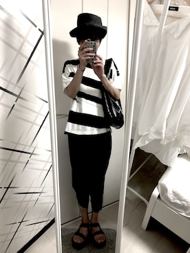 「Teva（テバ）のTeva / プラットフォーム ユニバーサル（サンダル）」を使った、藤枝蘭丸さん（メンズ・175cm）の秋コーディネート