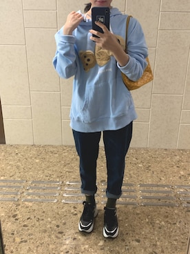 「HOGAN（ホーガン）のアイテム」を使った、michelledaidai さん（レディース・159cm）の秋コーディネート