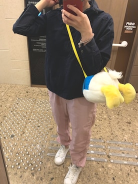 「PULL&BEAR（プルアンドベア）のアイテム（スラックス）」を使った、michelledaidai さん（レディース・159cm）の冬コーディネート