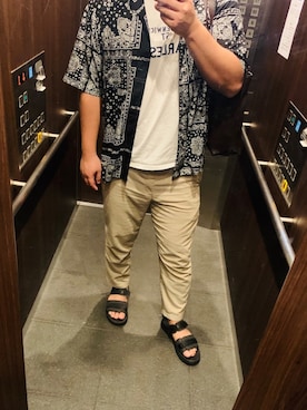 「417 EDIFICE（フォーワンセブンエディフィス）のアイテム（その他パンツ）」を使った、yotsnyalvさん（メンズ・174cm）の夏コーディネート