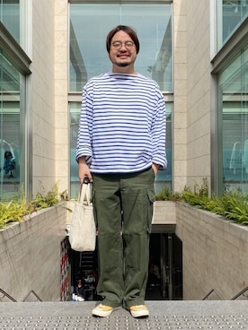 「OUTIL（ウティ）のアイテム（Tシャツ/カットソー、ブラック系）」を使った、YUTAさん（メンズ・176cm）の春コーディネート
