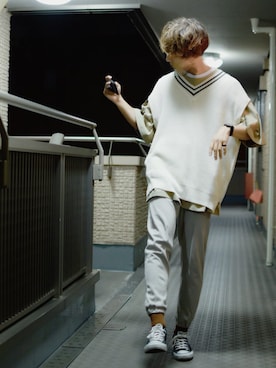 「シミラールック」｜「アイテム（アクセサリー）」を使った、ぬぬーしゅさん（メンズ・172cm）の春コーディネート