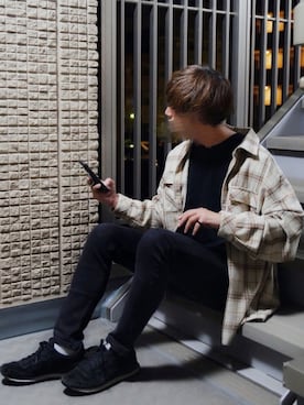 「GU（ジーユー）の（GU）スキニーフィットジーンズ（MEN ⁄ ジーンズ）」を使った、ぬぬーしゅさん（メンズ・172cm）の秋コーディネート