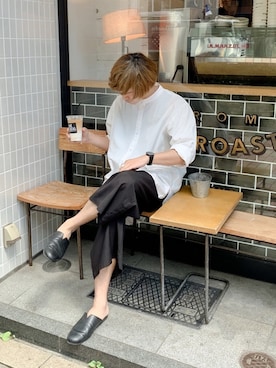「neos（ネオス）のアイテム（スラックス）」を使った、ぬぬーしゅさん（メンズ・172cm）の春コーディネート