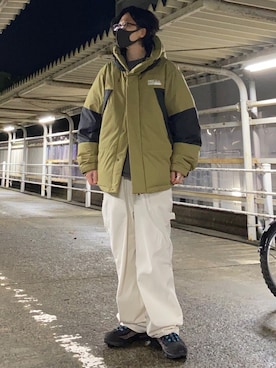 「BIG MAC（ビッグマック）のアイテム（その他パンツ）」を使った、adgjmさん（メンズ・177cm）の冬コーディネート