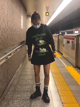 「アイテム（ブーツ、グリーン系）」を使った、千尋さん（レディース・165cm）の夏コーディネート