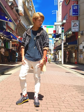 「surt（サート）のアイテム（トップス）」を使った、輝さん（メンズ・173cm）の夏コーディネート