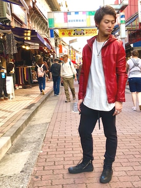 「THOM KROM（トムクロム）のアイテム（パンツ）」を使った、輝さん（メンズ・173cm）の秋コーディネート