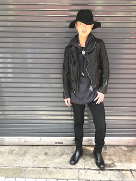 「THOM KROM（トムクロム）のアイテム（パーカー）」を使った、輝さん（メンズ・173cm）の冬コーディネート