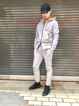 「TATRAS（タトラス）のアイテム（パンツ）」を使った、輝さん（メンズ・173cm）の春コーディネート