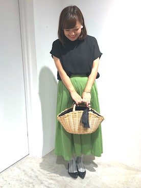 「SEVENDAYS=SUNDAY（セブンデイズサンデイ）のアイテム（かごバッグ）」を使った、菜緒さん（レディース・154cm）の春コーディネート