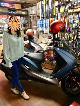 「MAJESTIC LEGON（マジェスティックレゴン）のタイニーハートブラウス（シャツ/ブラウス）」を使った、Yuさん（レディース・151cm）の秋コーディネート