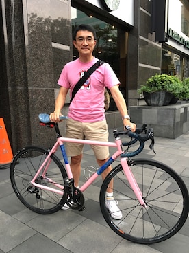 「Raphaのアイテム（パンツ）」を使った、Martin Pengさん（メンズ・174cm）の冬コーディネート