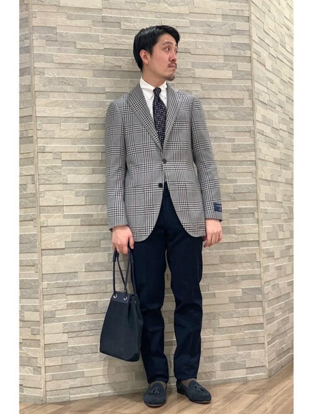 「SHIPS、polpetta、SHIPS DRESS」｜「SHIPSのSHIPS:SPAIN FABRIC ナチュラルストレッチ オックスフォード タブ カラー シャツ（シャツ/ブラウス、ホワイト系）」を使った、蒲生さん（メンズ・170cm）の夏コーディネートの1枚目の写真