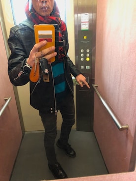 「DIESEL（ディーゼル）のアイテム（ライダースジャケット）」を使った、川本 直也さん（メンズ・175cm）の冬コーディネート