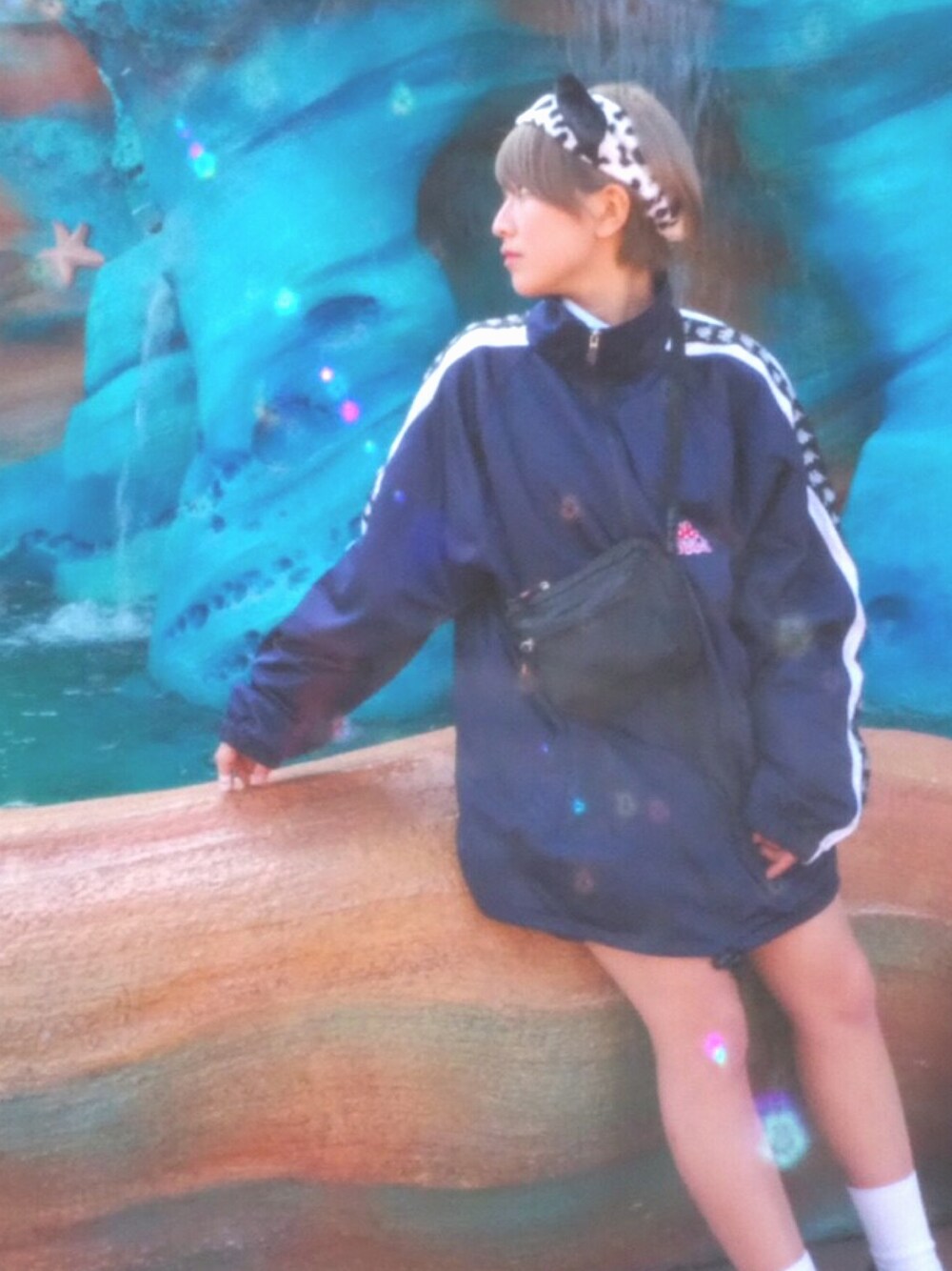 「オーバーサイズ、KAPPA、ジャージ、ディズニー、スニーカー、おしゃれさんと繋がりたい、古着」｜「Kappaのアイテム（その他アウター、ブルー系）」を使った、せっちゃんさん（レディース・152cm）の秋コーディネートの1枚目の写真