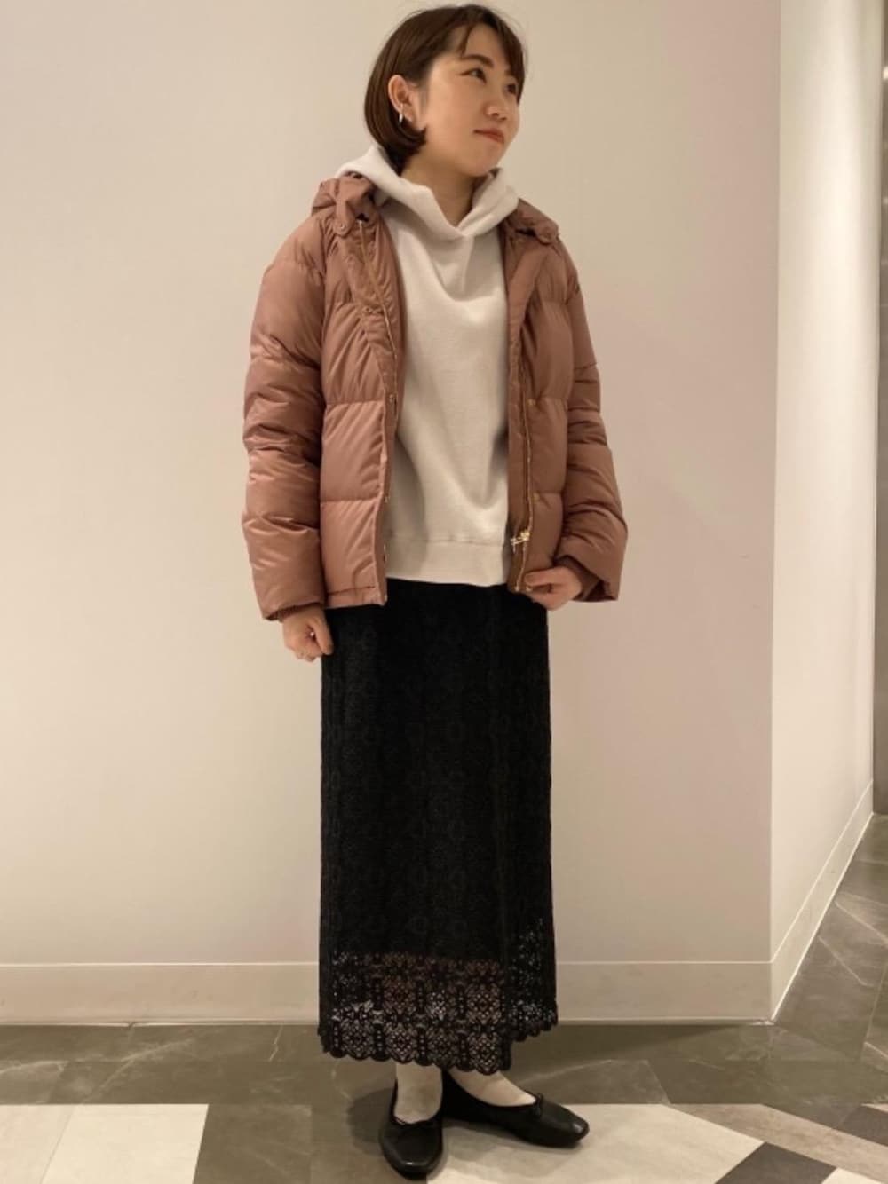 「大人カジュアル、casual、under155、一押しのアウタースタイル」｜「green label relaxingの◆CFC ディープカット フラット バレエシューズ (1.0cmヒール)（バレエシューズ、ブラック系）」を使った、kiryu_tさん（レディース・153cm）の秋コーディネートの1枚目の写真