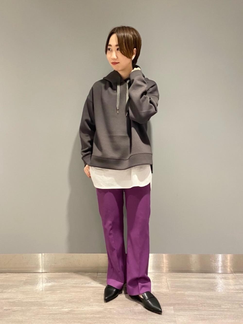 「パーカー、ストリート、under155、ぱんつ、□骨格ウェーブ」｜「green label relaxingのスソ ラウンド テール ロングスリーブ プルオーバー カットソー Tシャツ ボーダー（Tシャツ/カットソー、ホワイト系）」を使った、kiryu_tさん（レディース・153cm）の夏コーディネートの1枚目の写真