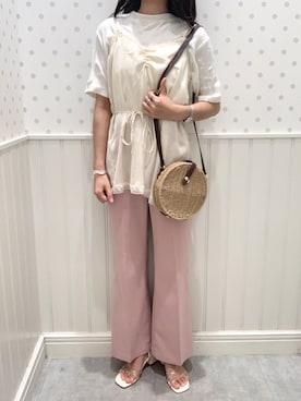 アミリさんのコーディネート