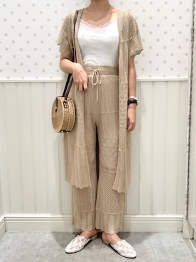 アミリさんのコーディネート