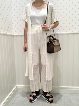 アミリさんのコーディネート