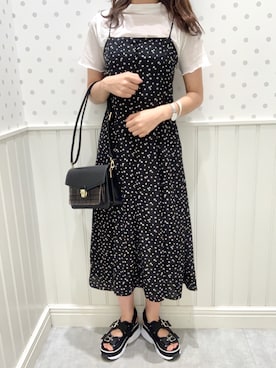 アミリさんのコーディネート