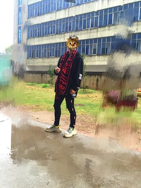 「HBA（フードバイエアー）のアイテム」を使った、魔一念佛さん（メンズ・181cm）の春コーディネート